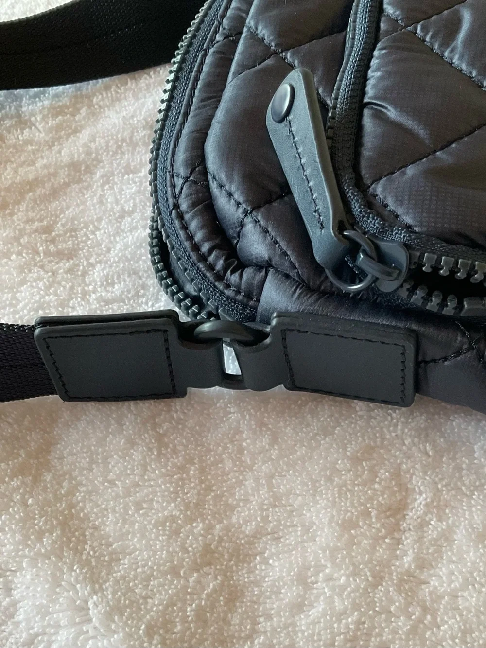 Quince Quilted Crossbody Bag for Men or Women-Navy